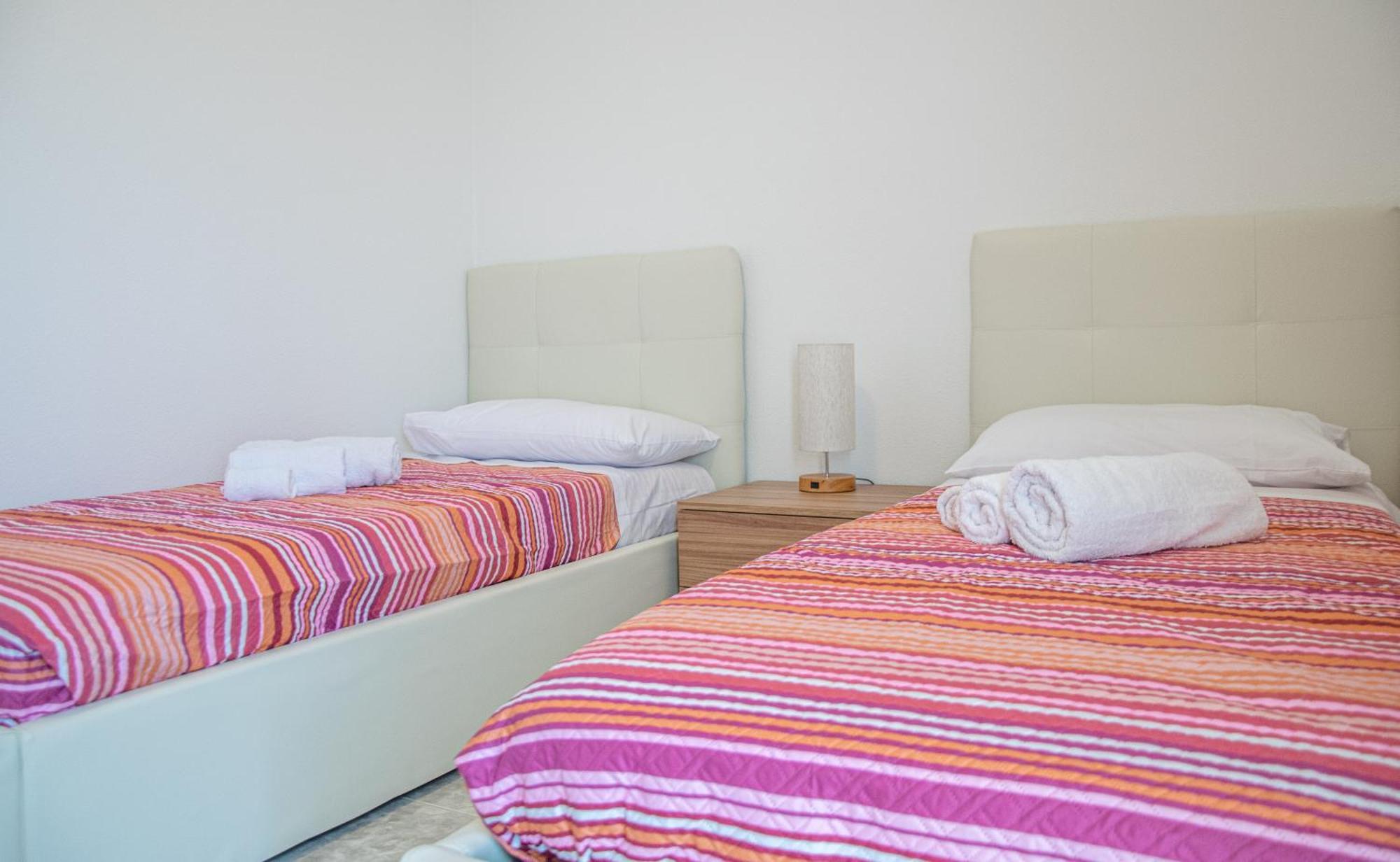 אלגהרו Budget Beds מראה חיצוני תמונה